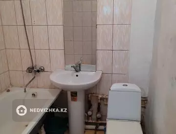 2-комнатная квартира, этаж 1 из 5, 60 м², миниатюра 5