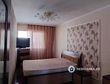 2-комнатная квартира, этаж 3 из 9, 44 м², миниатюра 5