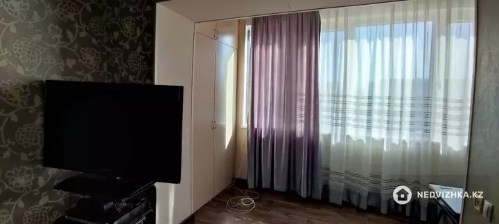 2-комнатная квартира, этаж 3 из 9, 44 м², фотография 4