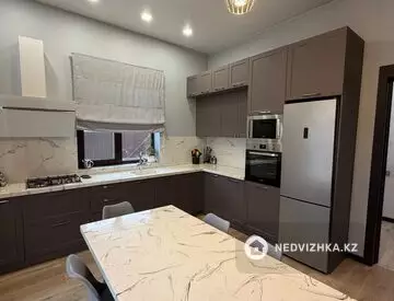 5-комнатный дом, 6.8 соток, 236 м², миниатюра 4