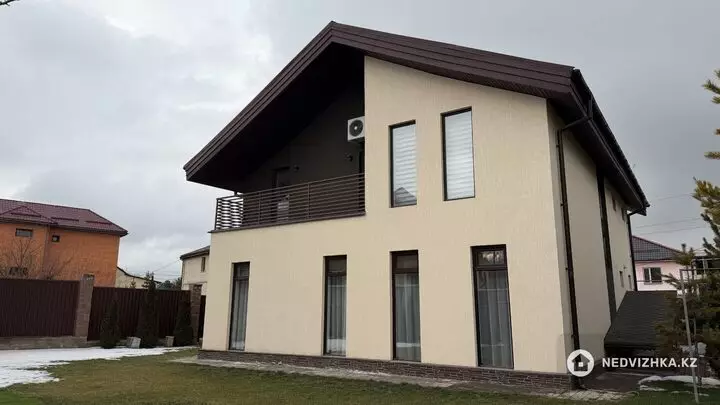 5-комнатный дом, 6.8 соток, 236 м²