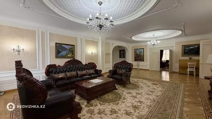 10-комнатный дом, 39 соток, 1 200 м², фотография 2