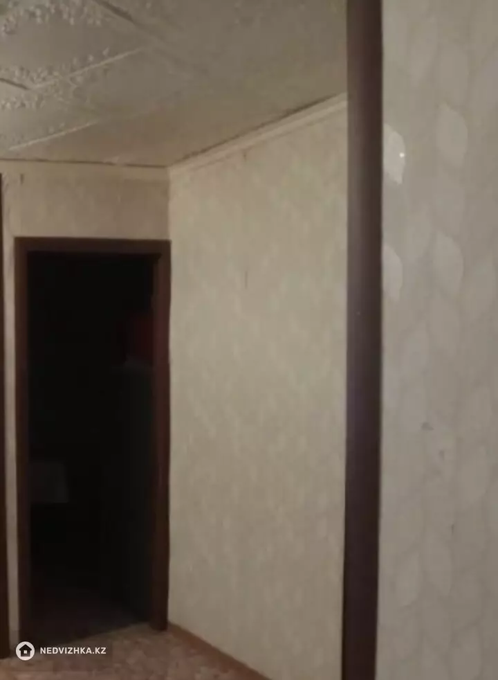 2-комнатная квартира, этаж 1 из 5, 42 м², фотография 4