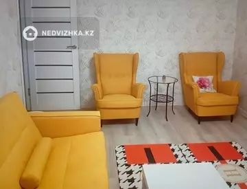 2-комнатная квартира, этаж 8 из 9, 60 м², На длительный срок, миниатюра 2