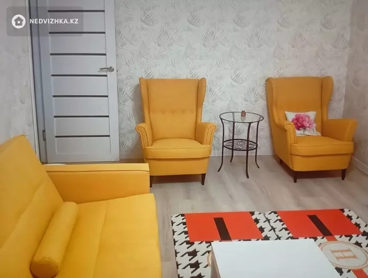 2-комнатная квартира, этаж 8 из 9, 60 м², На длительный срок, фотография 2