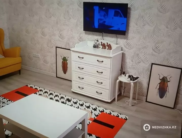 2-комнатная квартира, этаж 8 из 9, 60 м², На длительный срок, фотография 3