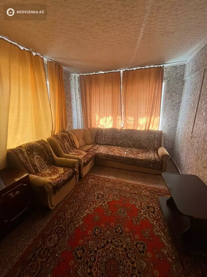 2-комнатная квартира, этаж 1 из 5, 41 м², На длительный срок, фотография 2
