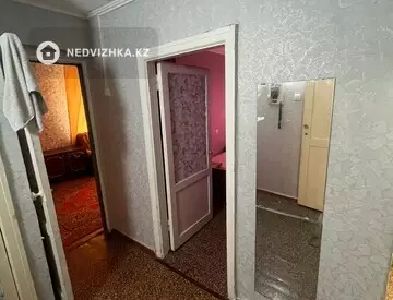 2-комнатная квартира, этаж 1 из 5, 41 м², На длительный срок, миниатюра 5