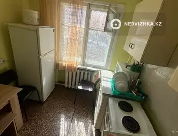 2-комнатная квартира, этаж 1 из 5, 41 м², На длительный срок, миниатюра 7