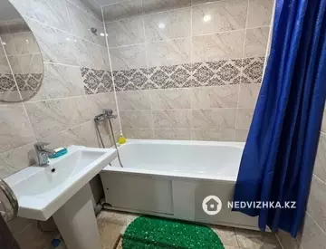2-комнатная квартира, этаж 6 из 10, 60 м², Посуточно, миниатюра 7