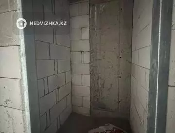 1-комнатная квартира, этаж 4 из 6, 40 м², миниатюра 7