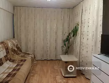 2-комнатная квартира, этаж 1 из 5, 42 м², миниатюра 7