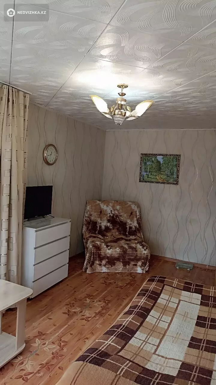 2-комнатная квартира, этаж 1 из 5, 42 м², фотография 4