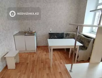 2-комнатная квартира, этаж 1 из 2, 45 м², миниатюра 9