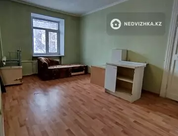 2-комнатная квартира, этаж 1 из 2, 45 м², миниатюра 7