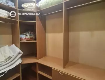 4-комнатная квартира, этаж 16 из 24, 150 м², На длительный срок