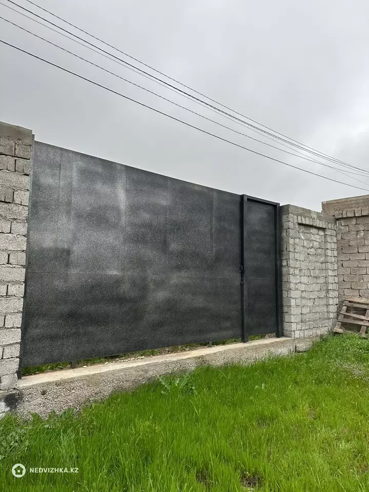 7-комнатный дом, 8 соток, 300 м², фотография 3