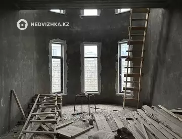 7-комнатный дом, 8 соток, 300 м², миниатюра 10