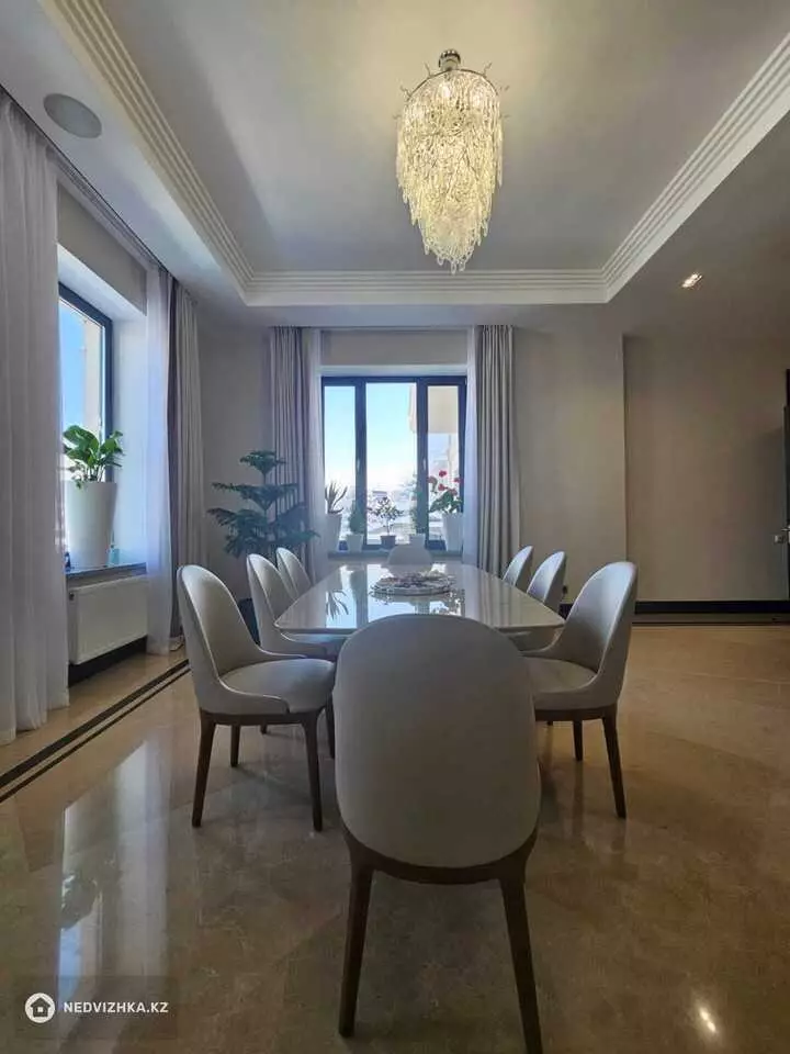 6-комнатный дом, 10 соток, 780 м², фотография 5