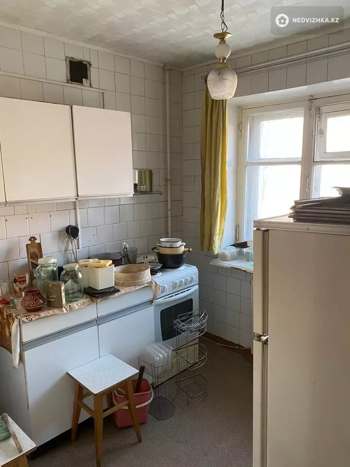 2-комнатная квартира, этаж 3 из 5, 43 м², 3-фотосурет