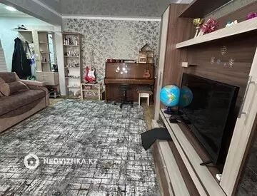 2-комнатная квартира, этаж 4 из 5, 46 м², миниатюра 3