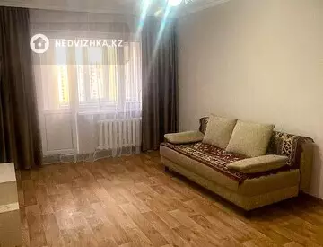 1-комнатная квартира, этаж 15 из 17, 47 м², миниатюра 1