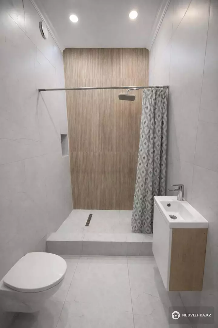 3-комнатная квартира, этаж 6 из 8, 96 м²