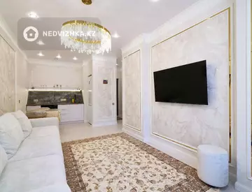 2-комнатная квартира, этаж 2 из 12, 41 м², миниатюра 1