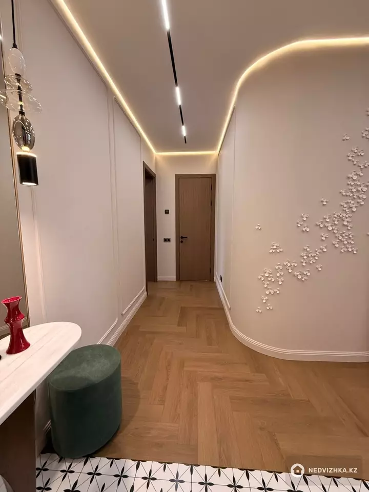 3-комнатная квартира, этаж 11 из 16, 123 м², фотография 4