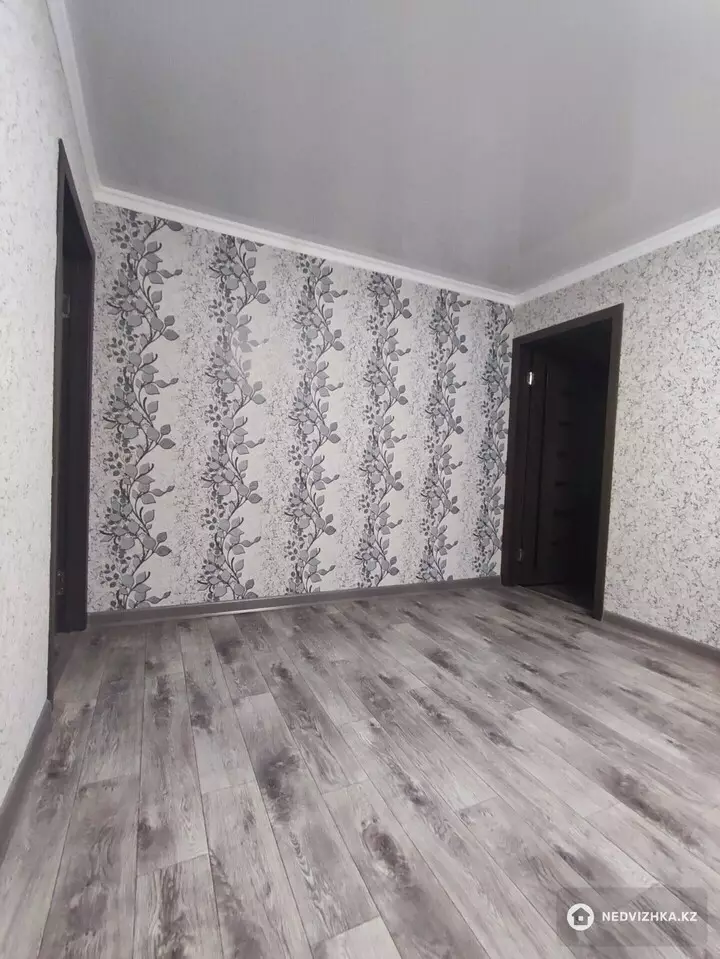 3-комнатная квартира, этаж 5 из 5, 61 м²