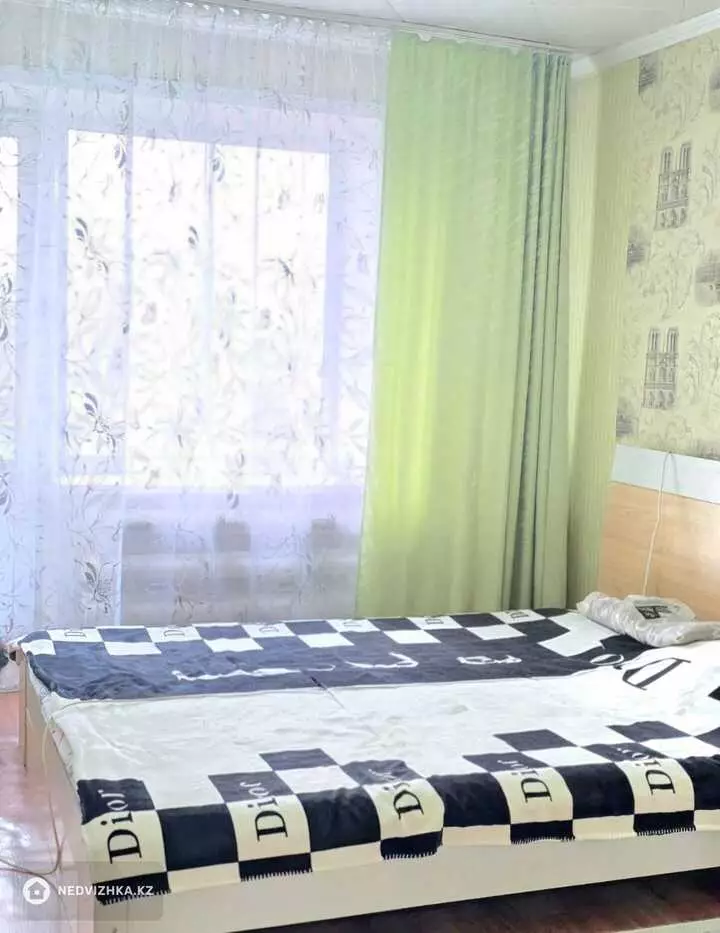 3-комнатная квартира, этаж 6 из 6, 59 м², фотография 5