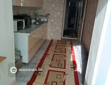 2-комнатная квартира, этаж 2 из 4, 49 м²