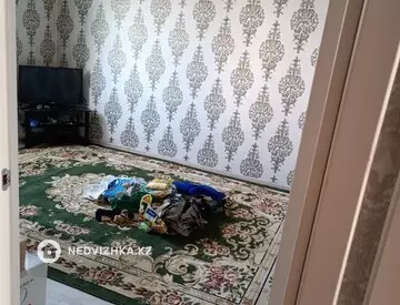2-комнатная квартира, этаж 2 из 4, 49 м²