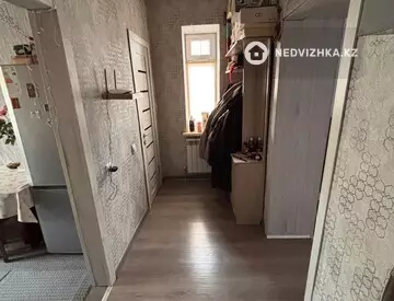2-комнатная квартира, этаж 1 из 2, 40 м²