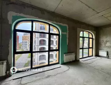 4-комнатная квартира, этаж 4 из 7, 140 м², миниатюра 7