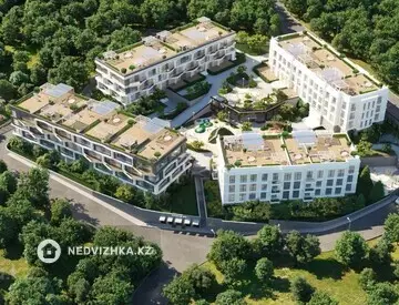 4-комнатная квартира, этаж 1 из 3, 206 м², миниатюра 2