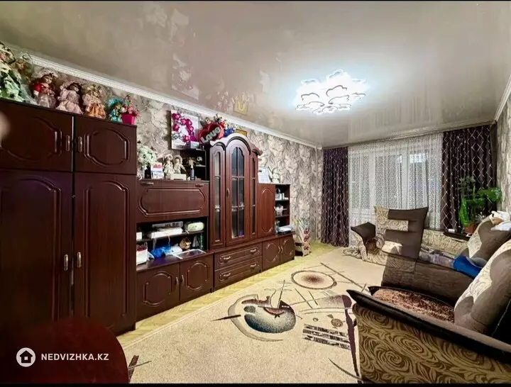 3-бөлмелі пәтер, қабат 3 барлық қабат саны 9, 63 м², 2-фотосурет