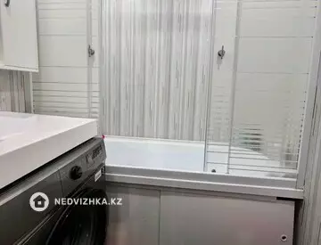 3-комнатная квартира, этаж 3 из 9, 63 м², миниатюра 7