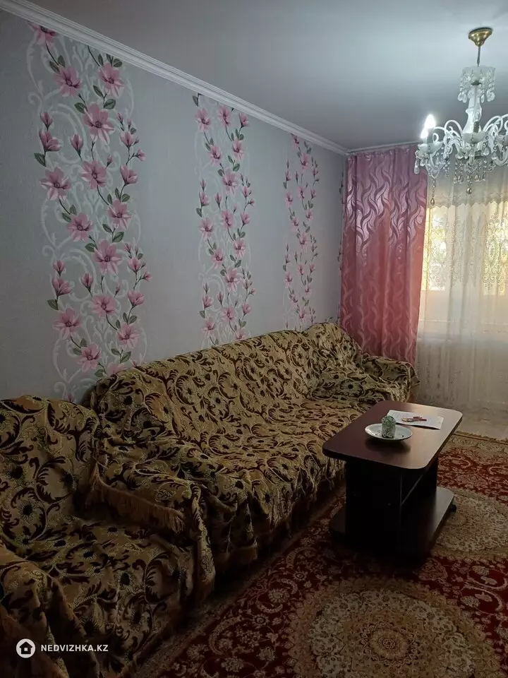 2-комнатная квартира, этаж 2 из 5, 48 м², На длительный срок, фотография 4