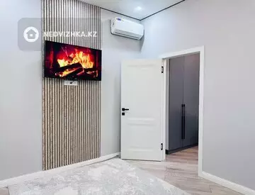 1-комнатная квартира, этаж 4 из 12, 46 м², Посуточно, миниатюра 5