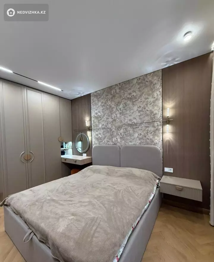 2-комнатная квартира, этаж 1 из 16, 72 м², фотография 5