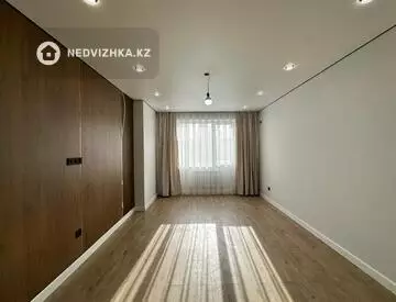 2-комнатная квартира, этаж 4 из 10, 68 м², миниатюра 7