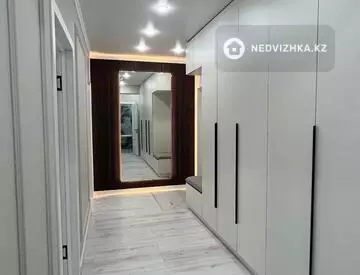 2-комнатная квартира, этаж 4 из 10, 68 м², миниатюра 10