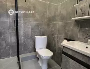 2-комнатная квартира, этаж 9 из 13, 62 м², На длительный срок
