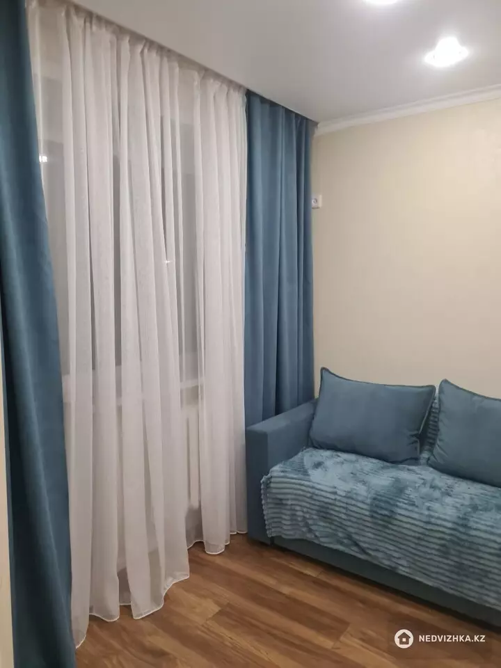 2-комнатная квартира, этаж 2 из 5, 40 м², Посуточно, фотография 3