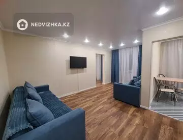 2-комнатная квартира, этаж 2 из 5, 40 м², Посуточно, миниатюра 1