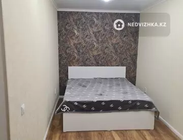 2-комнатная квартира, этаж 2 из 5, 40 м², Посуточно, миниатюра 8