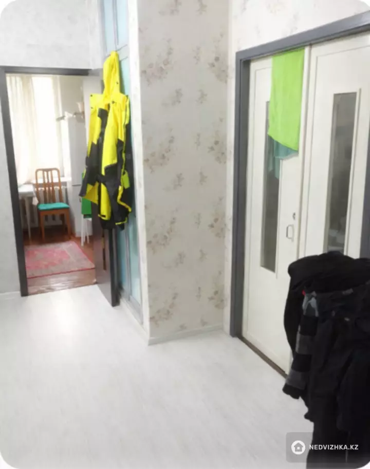 3-комнатная квартира, этаж 1 из 5, 85 м², фотография 5