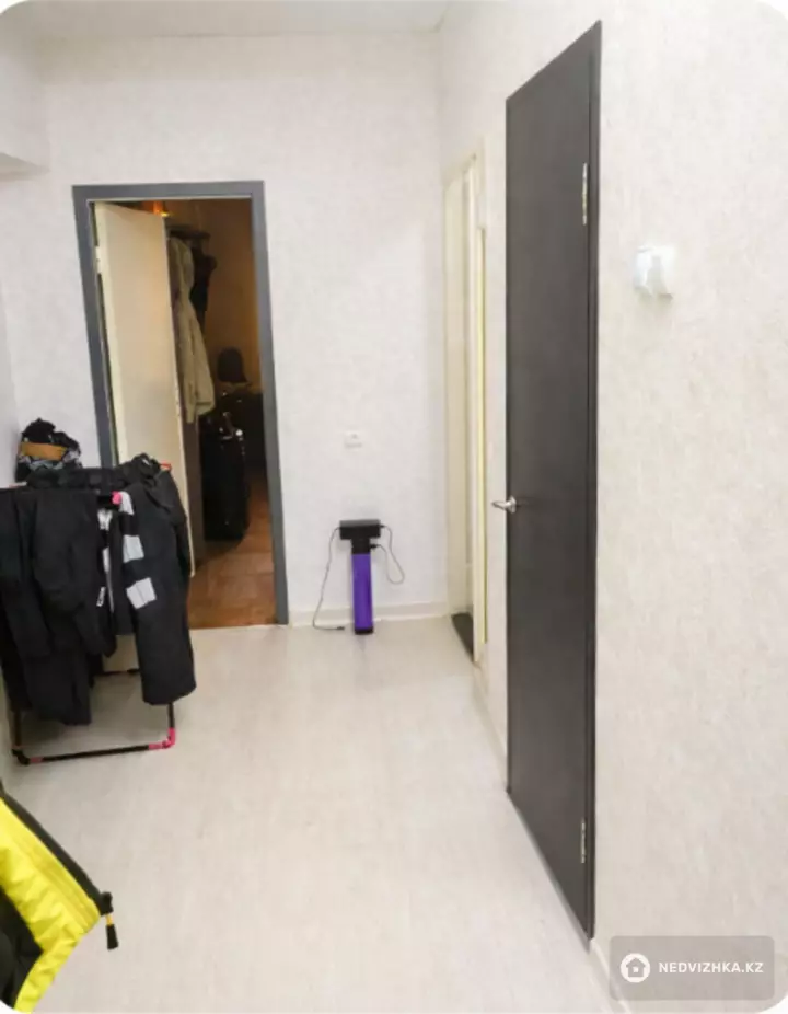 3-комнатная квартира, этаж 1 из 5, 85 м², фотография 4