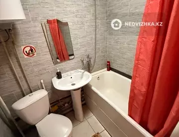 1-бөлмелі пәтер, қабат 4 барлық қабат саны 5, 30 м², Посуточно, 6-нобай